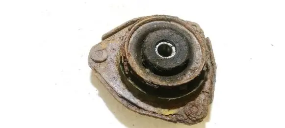 Toyota RAV 4 (XA20) Coil spring mount 