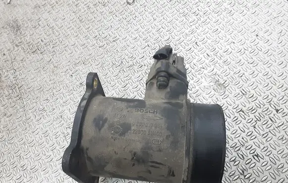 Nissan Primera Mass air flow meter 226805U400