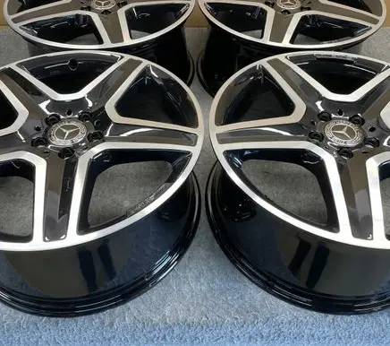 Mercedes-Benz GLA W156 X156 R19 alloy rim A1564010600