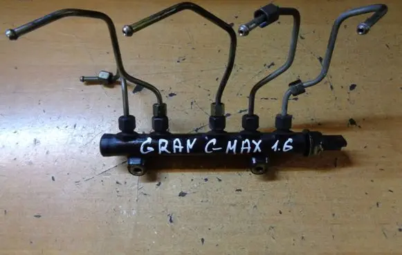 Ford Grand C-MAX Fuel main line pipe 9685297580