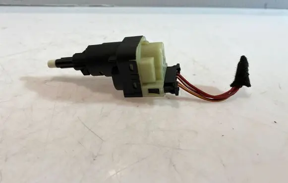 Audi A6 S6 C6 4F Brake pedal sensor switch 1K2945511