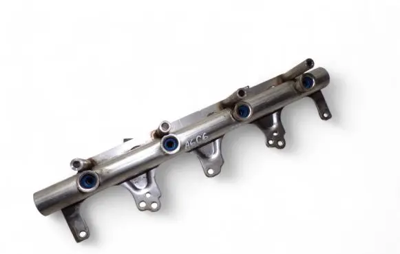 Audi A6 S6 C6 4F Fuel main line pipe 06F133317 0261545037