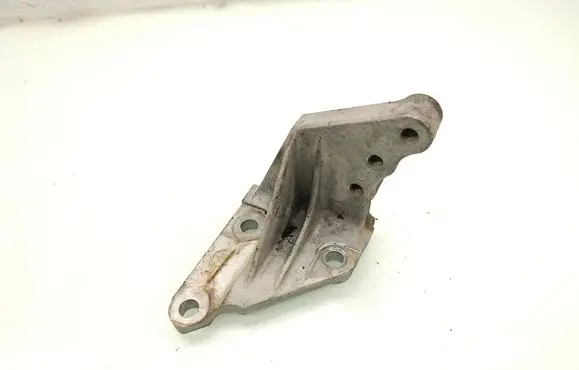 Infiniti QX60 L50 Gearbox mounting bracket 