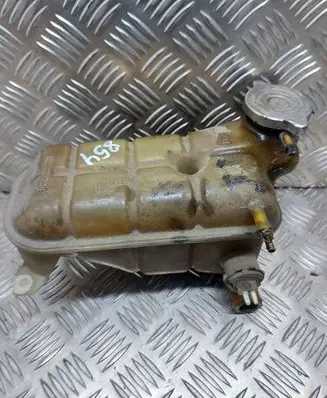 Mercedes-Benz E W124 Coolant expansion tank/reservoir NRAKODO