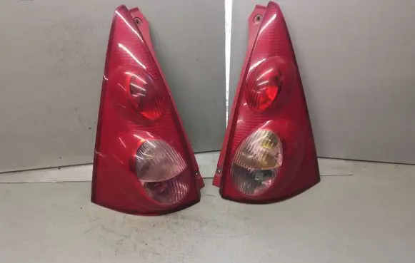 Peugeot 107 Rear/tail lights set 