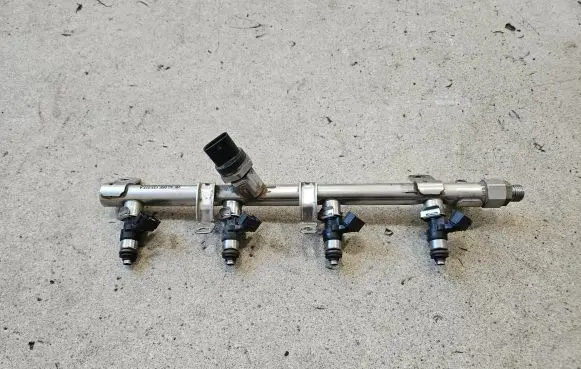 Seat Leon (5F) Fuel main line pipe 05E129051D 05E133317A