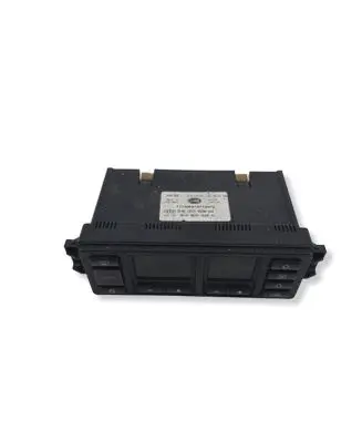 Audi A4 S4 B5 8D Climate control unit 5HB00760804 8L0820043D