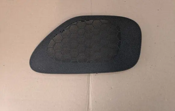 Side speaker trim/cover