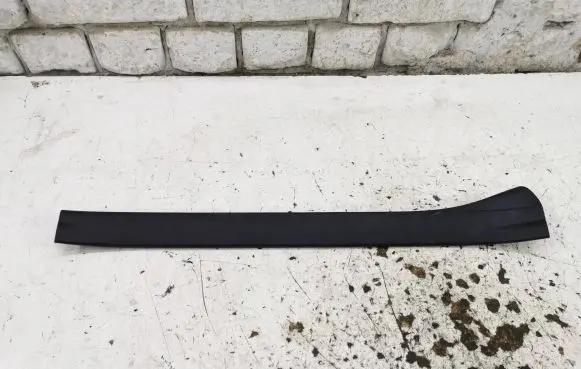 Subaru Impreza V Front sill trim cover 94060FL040