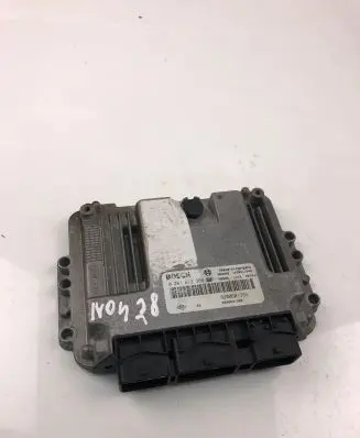Renault Scenic II - Grand scenic II Engine control unit/module 8200601334