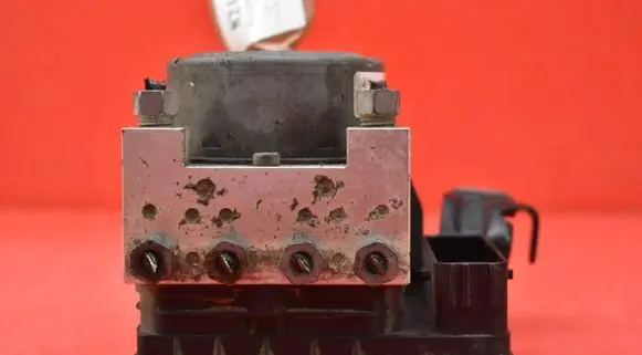 Ford Mondeo MK I ABS Pump EG9C-2C405-DF