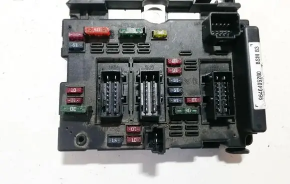 Citroen C5 Fuse box set 9646405280 30234606