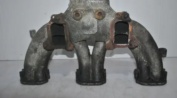 Mercedes-Benz W123 Exhaust manifold