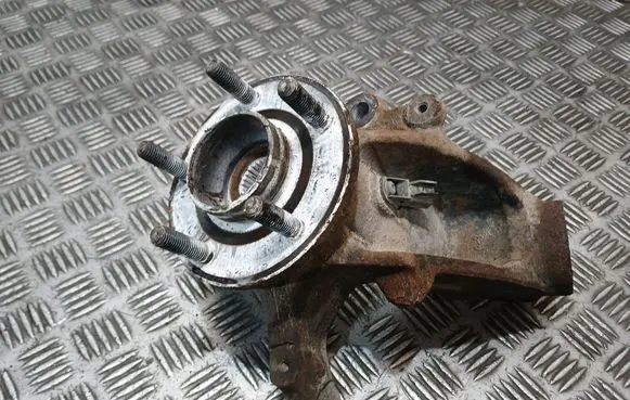 Ford Focus Front wheel hub spindle knuckle Av613k171
