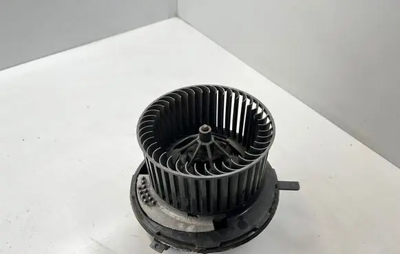 Audi A3 S3 8L Heater fan/blower F983229J K01007 1K2820015