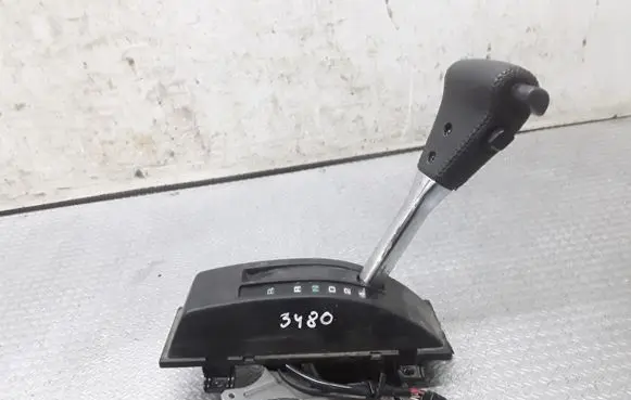 Nissan Terrano Gear shifter/selector