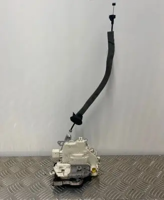 Audi A6 C7 Front door lock 8J1837015D