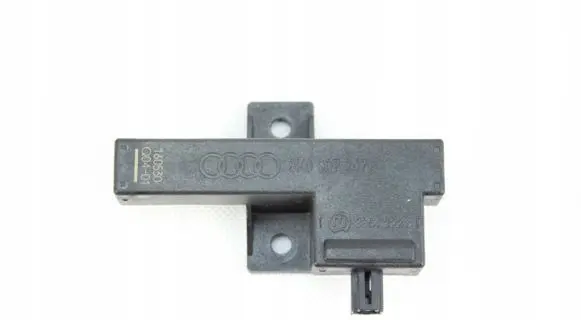 Audi A7 S7 4G Keyless (KESSY) go control unit/module 8K0907247