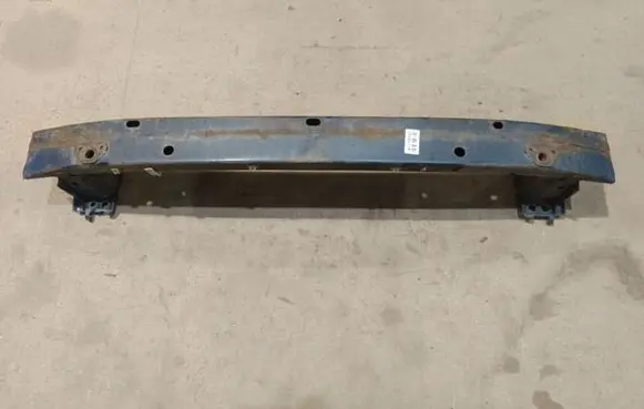 Toyota Auris 150 Front bumper cross member