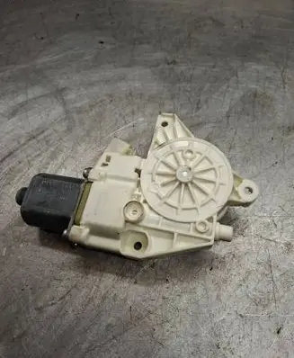 Mercedes-Benz C W204 Rear door window regulator motor A2048200642 961108100