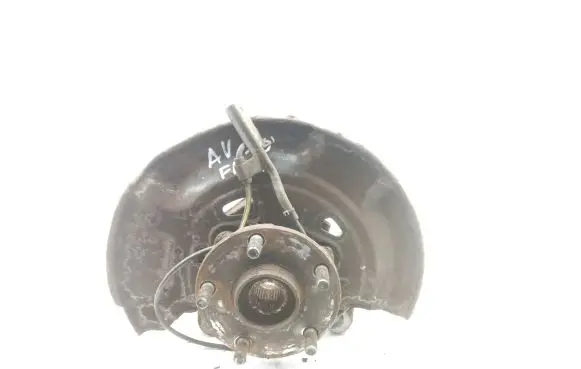 Toyota Avensis T270 Front wheel hub