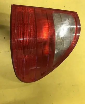Mercedes-Benz E W210 Rear/tail lights