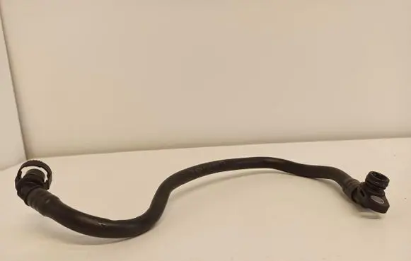 BMW 3 G20 G21 Breather hose/pipe 8665234