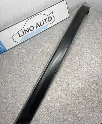 BMW 7 E38 Rear bumper trim bar molding 8125411