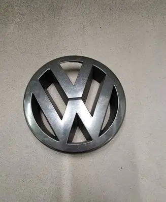 Volkswagen Golf VI Manufacturer badge logo/emblem 5M0853601