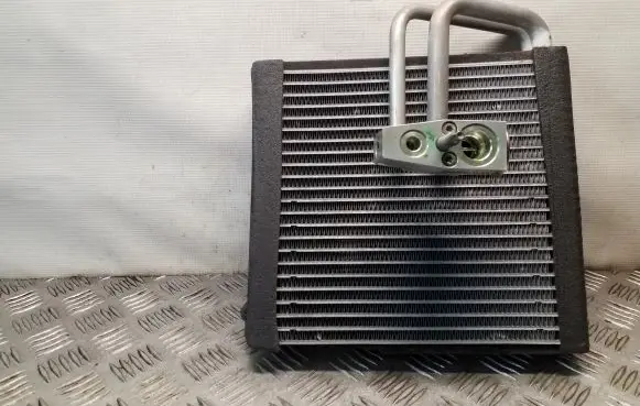 Air conditioning (A/C) radiator (interior)