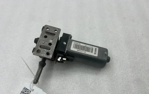 Mercedes-Benz GLS X166 Seat adjustment motor 986300 986300106