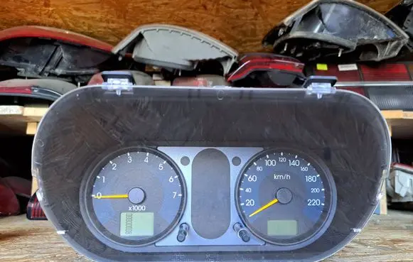 Ford Fiesta Speedometer (instrument cluster) 2S6F10849JE