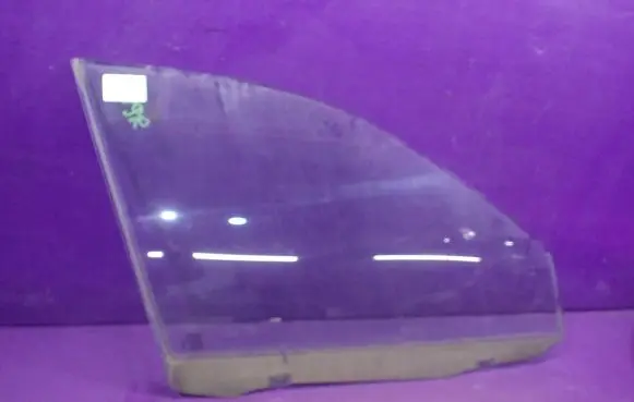 Seat Toledo II (1M) Front door window glass four-door