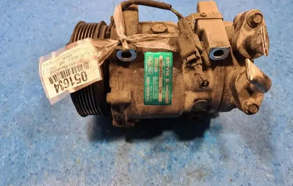 Ford Focus C-MAX Air conditioning (A/C) compressor (pump) SD7V16