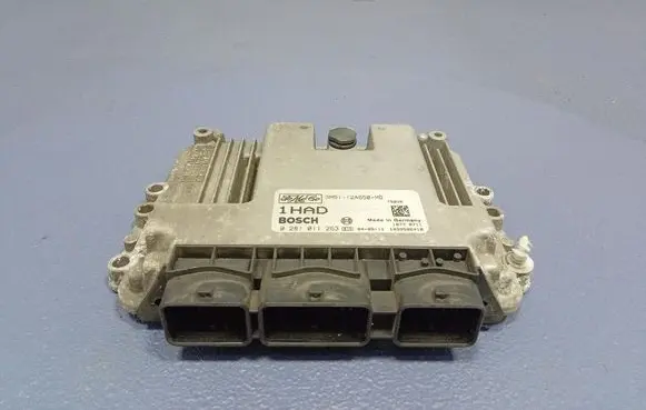 Ford Focus C-MAX Engine control unit/module ECU 3M5112A650MD