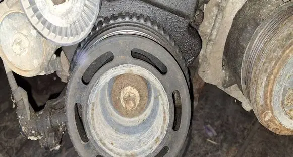 Opel Astra G Crankshaft pulley