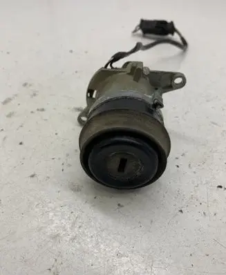 Audi A6 S6 C4 4A Tailgate exterior lock 4A9862022