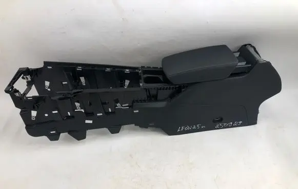 Seat Leon IV Armrest 5fb863241