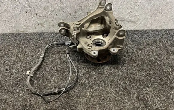 Mercedes-Benz AMG GT R190 C190 Rear wheel hub 1902200 A1902200