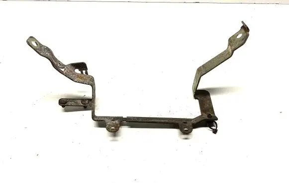 Mercedes-Benz E W212 Other engine bay part A6511596940