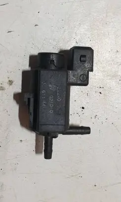 Volvo XC90 Turbo solenoid valve 30611668 02T060 72224010
