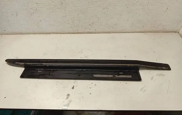 Audi A4 S4 B7 8E 8H Front sill trim cover 8H0853492 BBN15274001