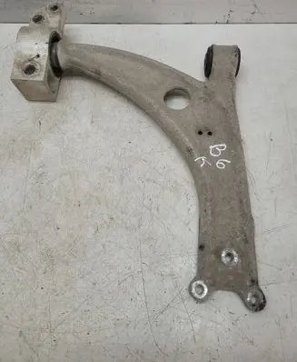 Volkswagen PASSAT B6 Front lower control arm/wishbone