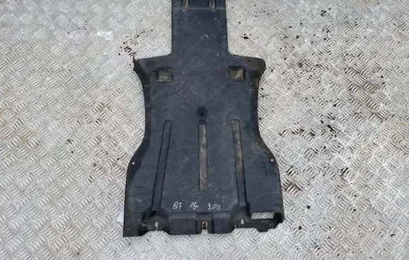Audi Q7 4L Engine splash shield/under tray 7L8825231A 7L0825231AB