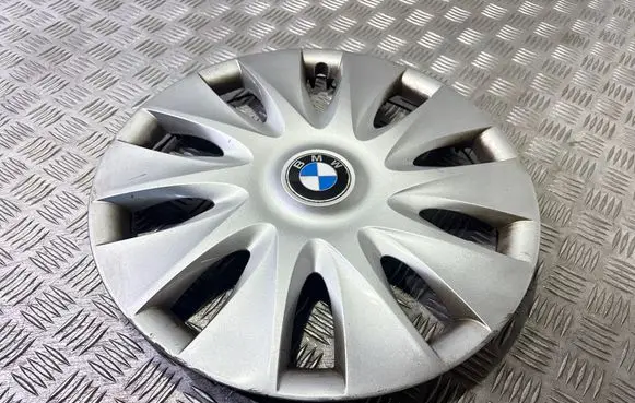 BMW 3 F30 F35 F31 R16 wheel hub/cap/trim 6791806 17812610