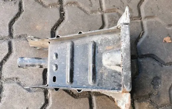 Mercedes-Benz B W245 Front bumper shock/impact absorber 