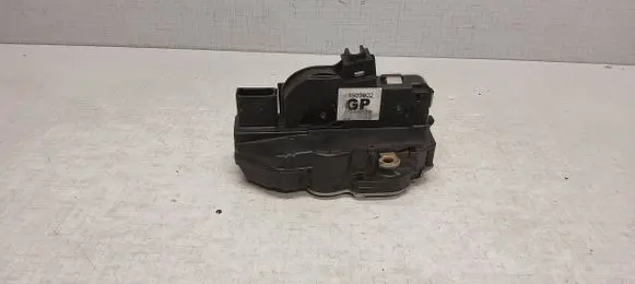 Opel Insignia A Front door lock 03709937 03503802