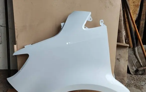 Mercedes-Benz Sprinter W907 W910 Fender