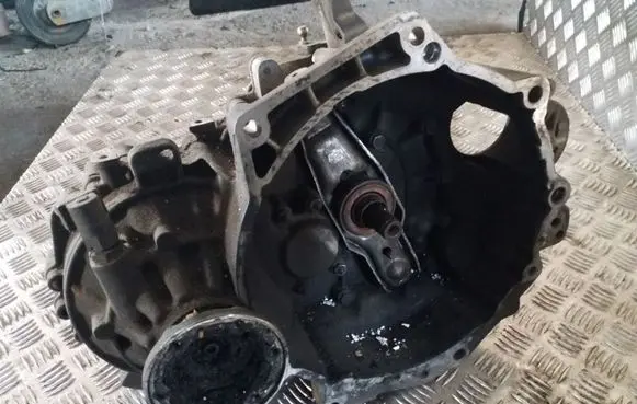 Seat Toledo II (1M) Manual 5 speed gearbox EBJ
