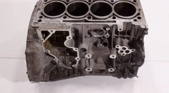 Mercedes-Benz GLB x247 Engine block R2600104800